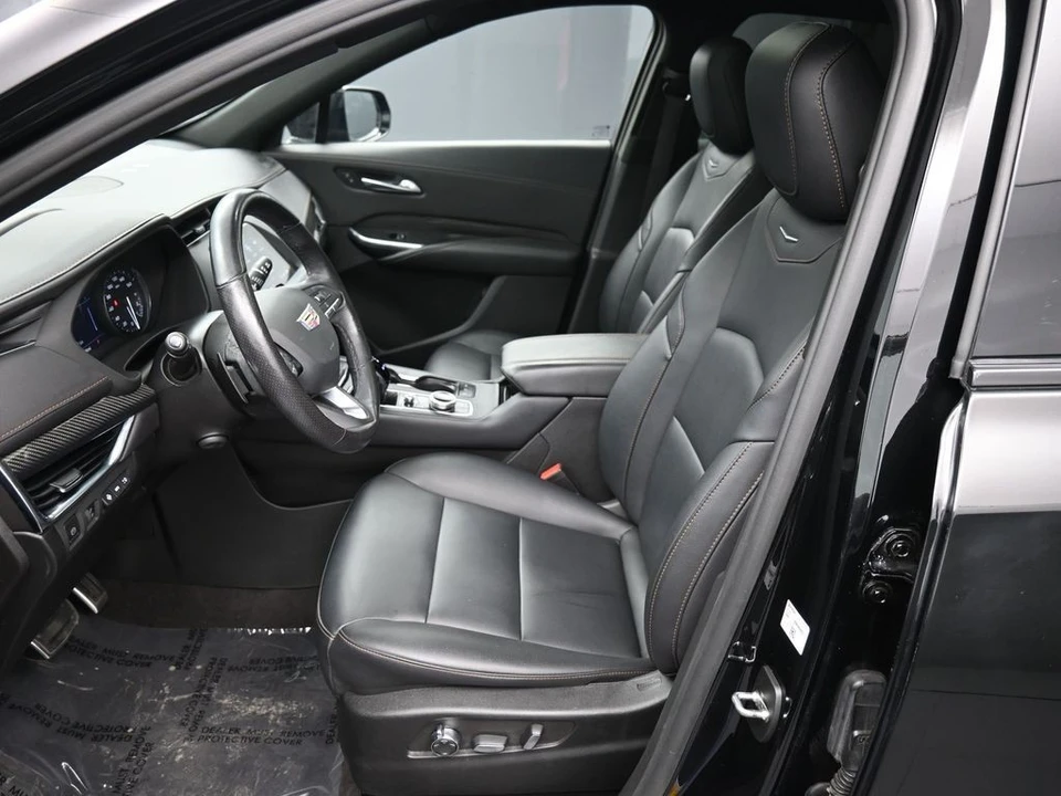 2023 Cadillac XT4 - Image 19 of 31
