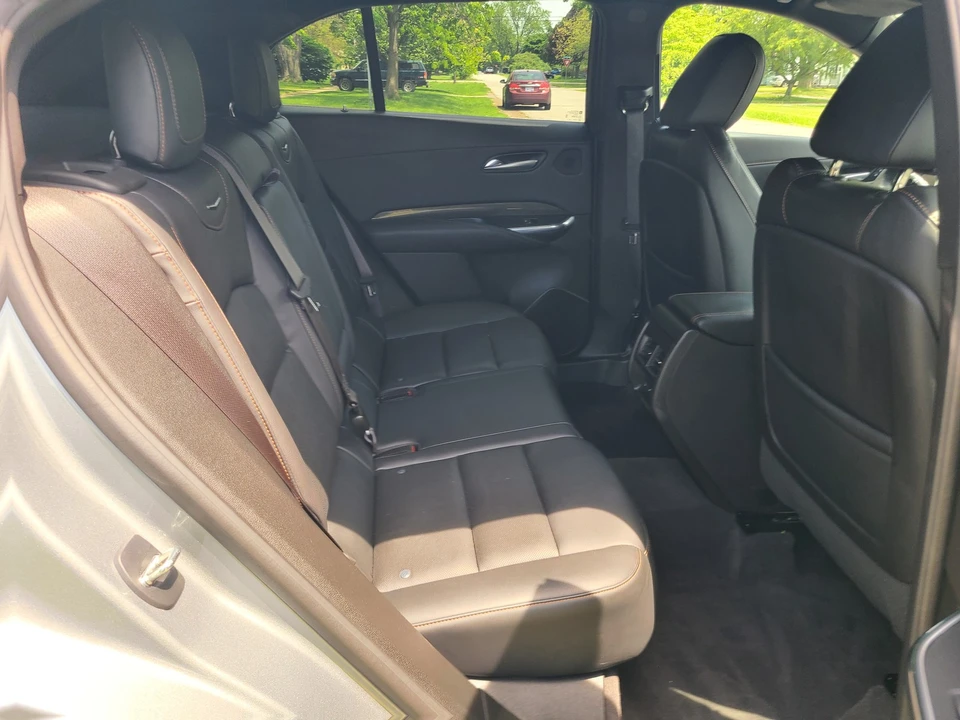 2023 Cadillac XT4 - Image 13 of 21