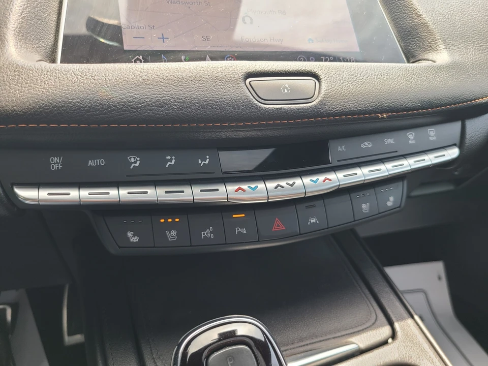 2023 Cadillac XT4 - Image 20 of 21