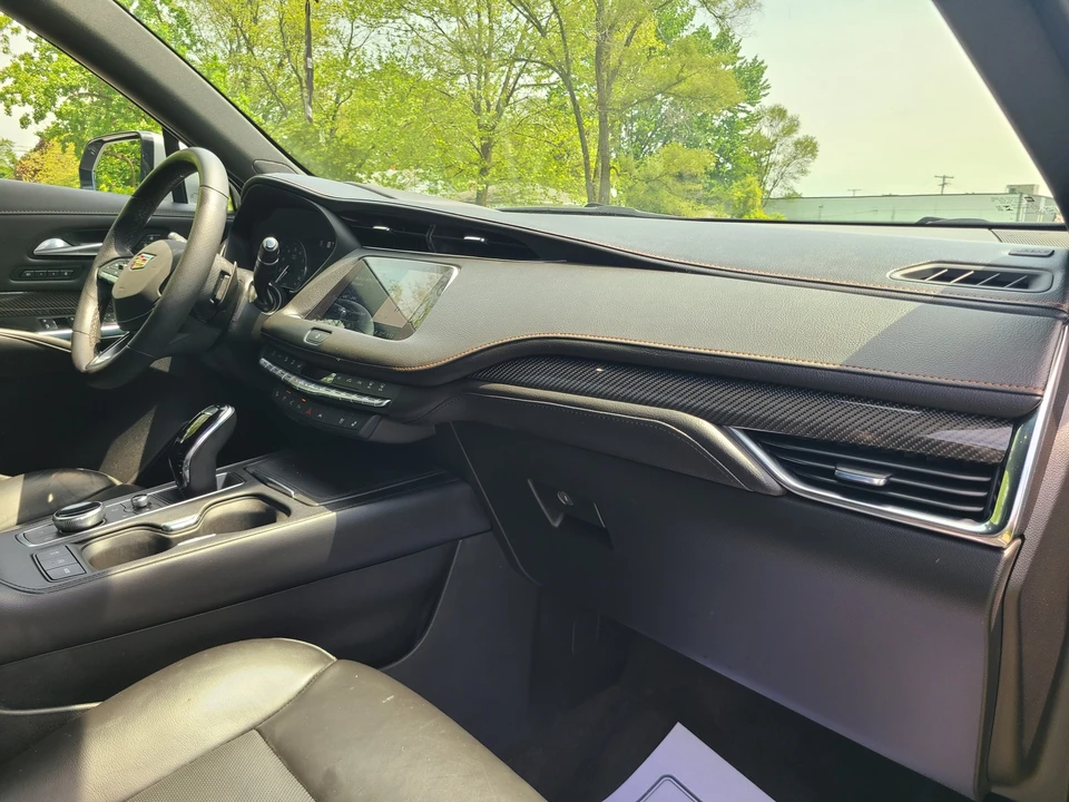 2023 Cadillac XT4 - Image 15 of 21