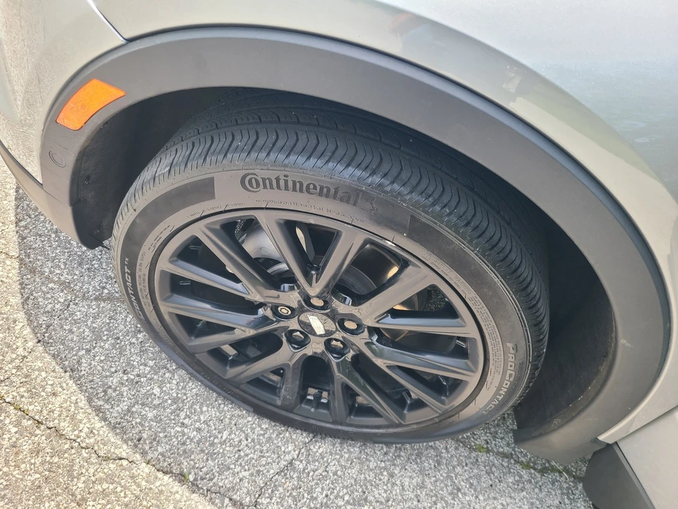 2023 Cadillac XT4 - Image 24 of 25