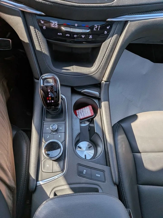2023 Cadillac XT5 - Image 14 of 16