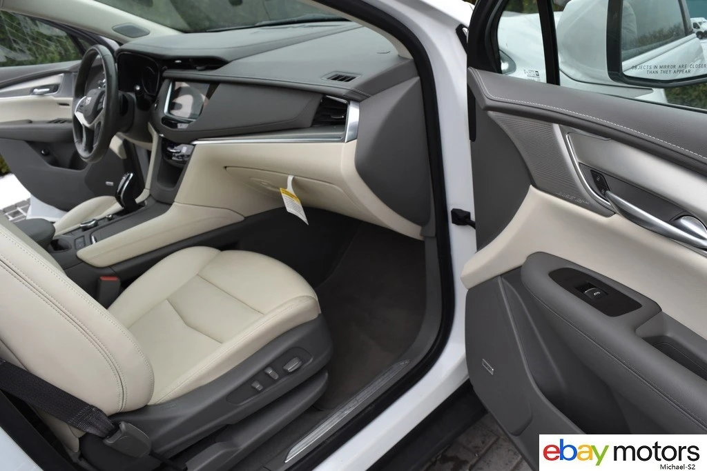 2023 Cadillac XT5 - Image 16 of 21