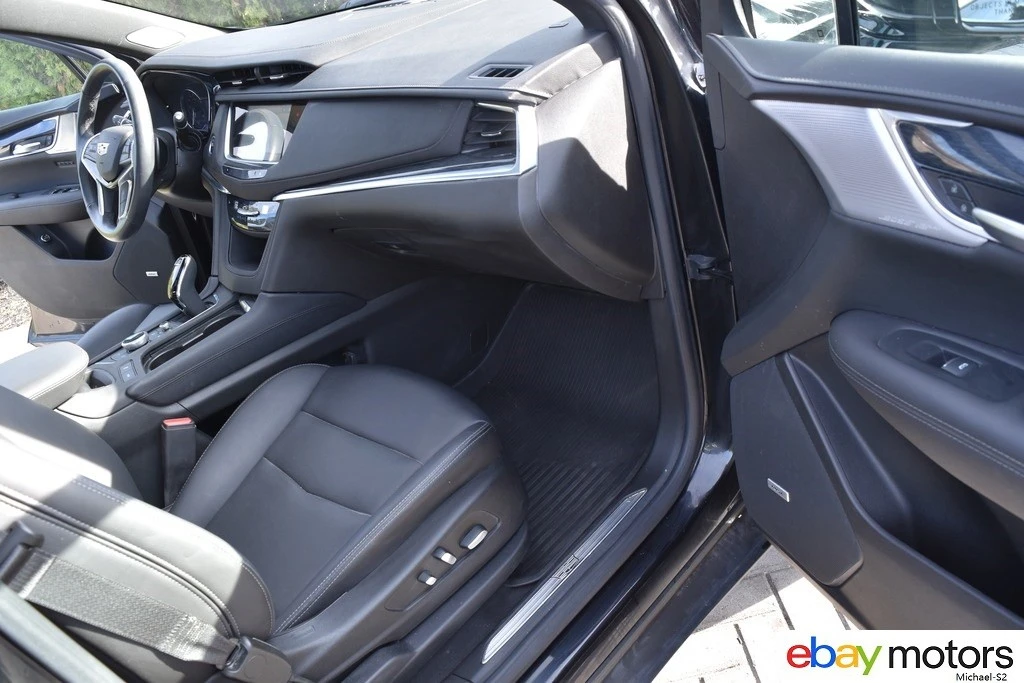 2023 Cadillac XT5 - Image 16 of 21