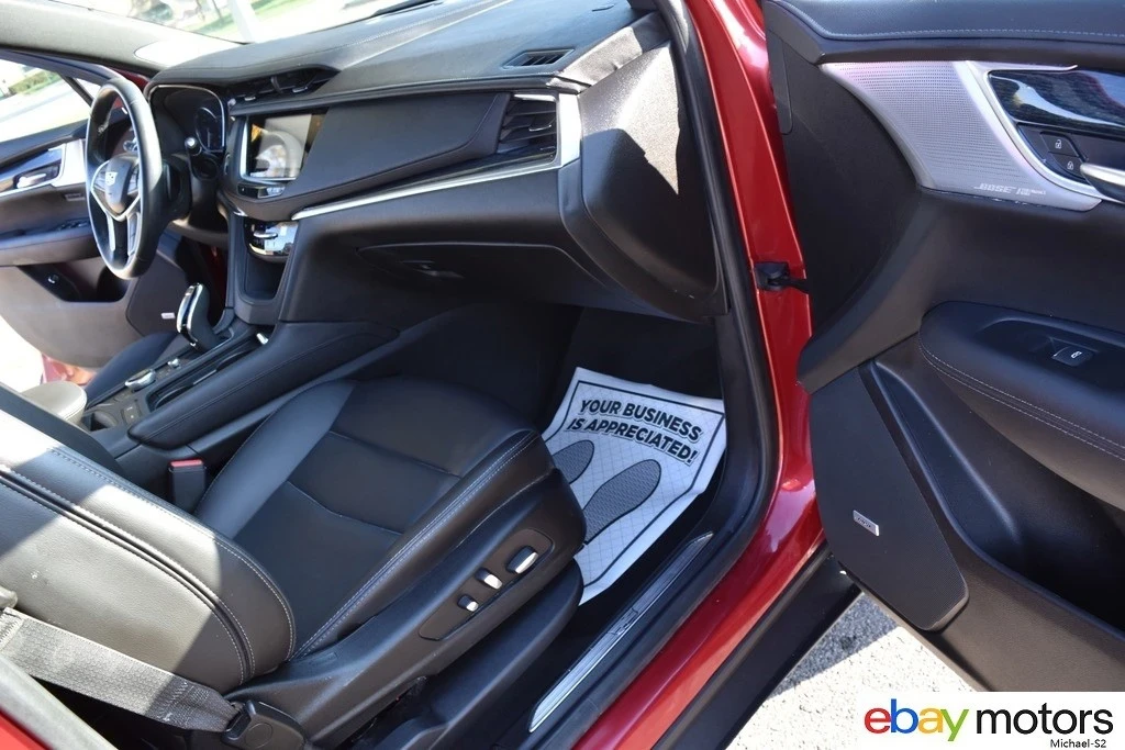2023 Cadillac XT5 - Image 16 of 21