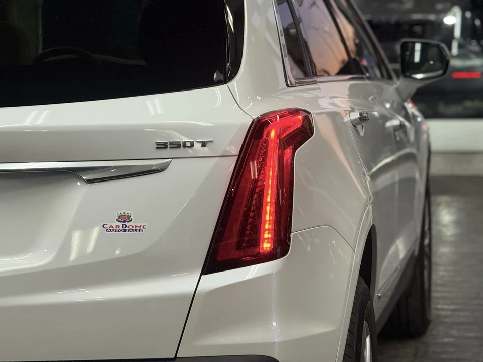 2023 Cadillac XT5 - Image 19 of 21