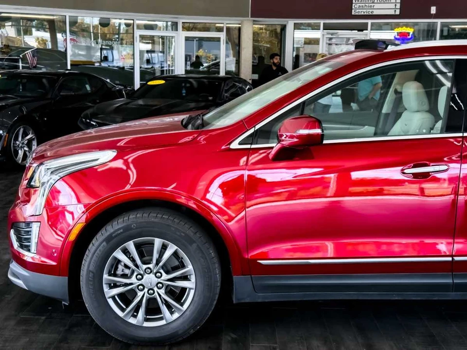 2023 Cadillac XT5 - Image 10 of 21