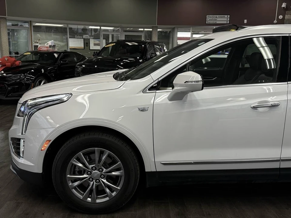 2023 Cadillac XT5 - Image 8 of 21