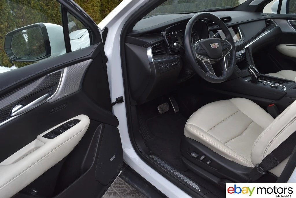 2023 Cadillac XT5 - Image 11 of 21
