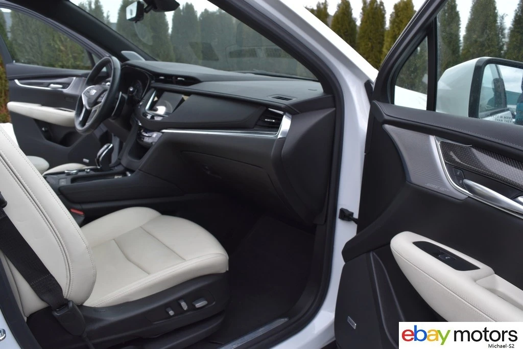 2023 Cadillac XT5 - Image 17 of 21