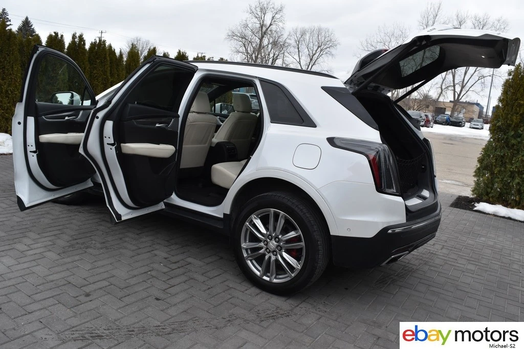 2023 Cadillac XT5 - Image 19 of 21