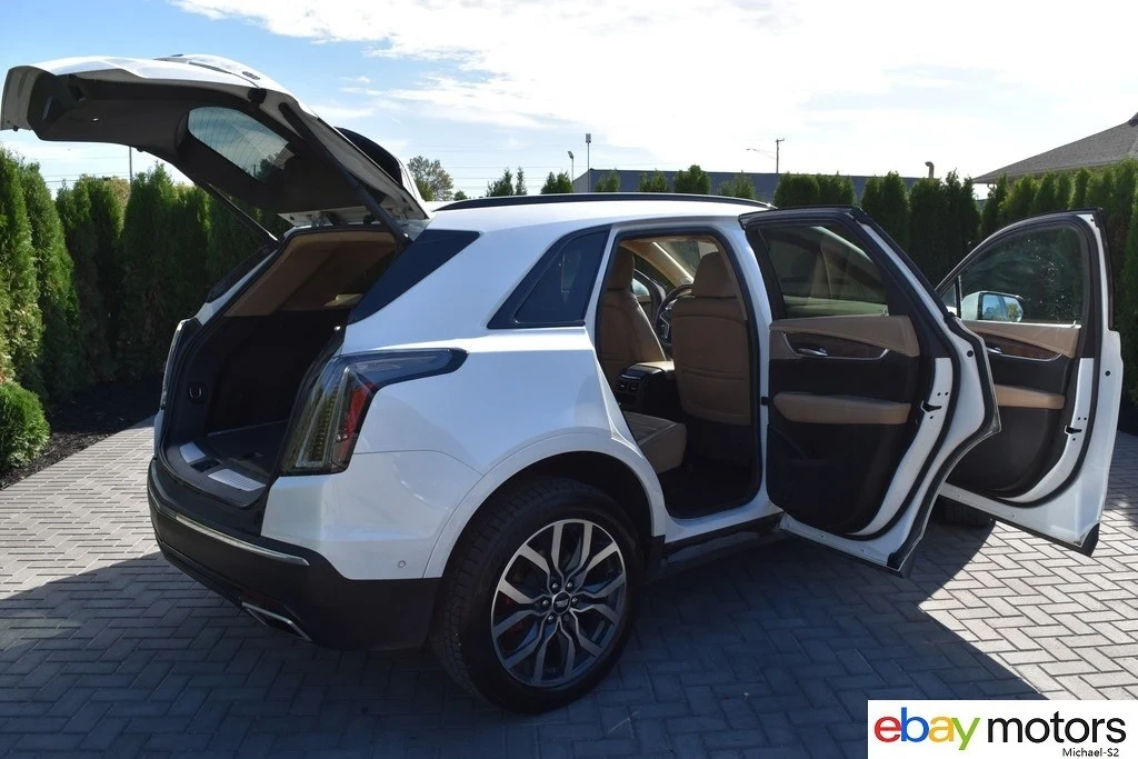 2023 Cadillac XT5 - Image 19 of 21