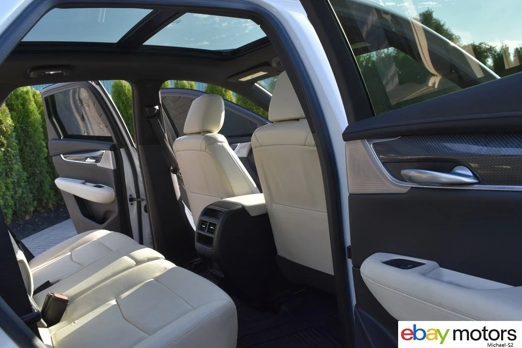 2023 Cadillac XT5 - Image 17 of 21