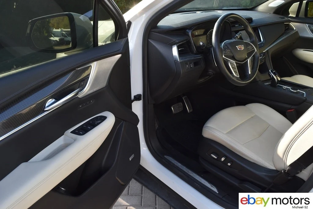 2023 Cadillac XT5 - Image 11 of 21
