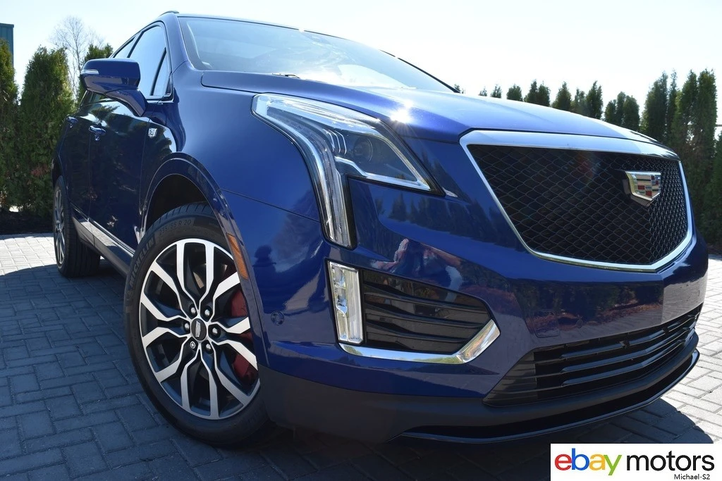 2023 Cadillac XT5 - Image 2 of 21