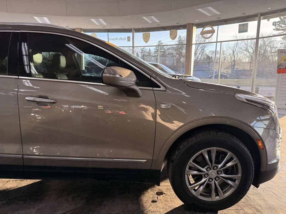 2023 Cadillac XT5 - Image 6 of 21