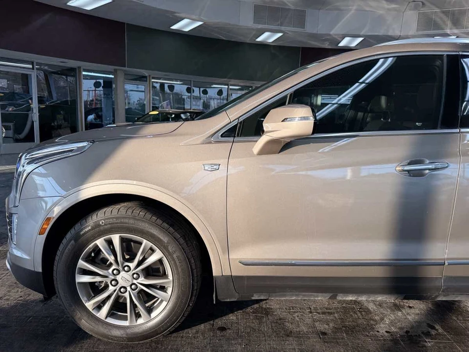 2023 Cadillac XT5 - Image 20 of 21