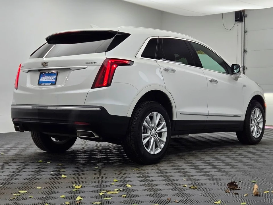 2023 Cadillac XT5 - Image 10 of 12