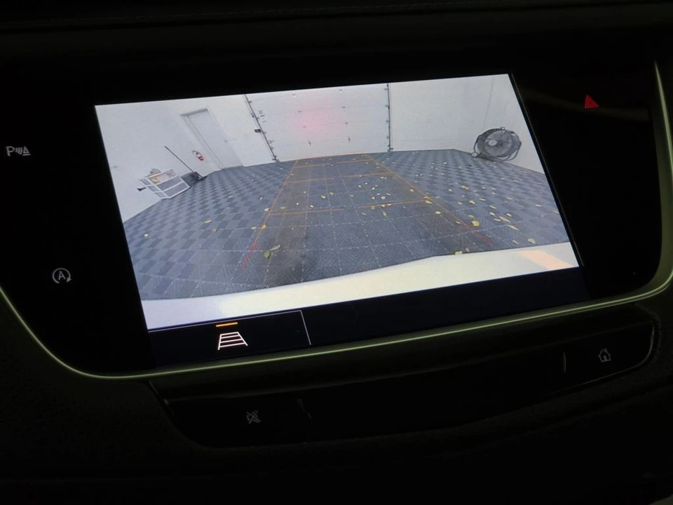 2023 Cadillac XT5 - Image 5 of 12