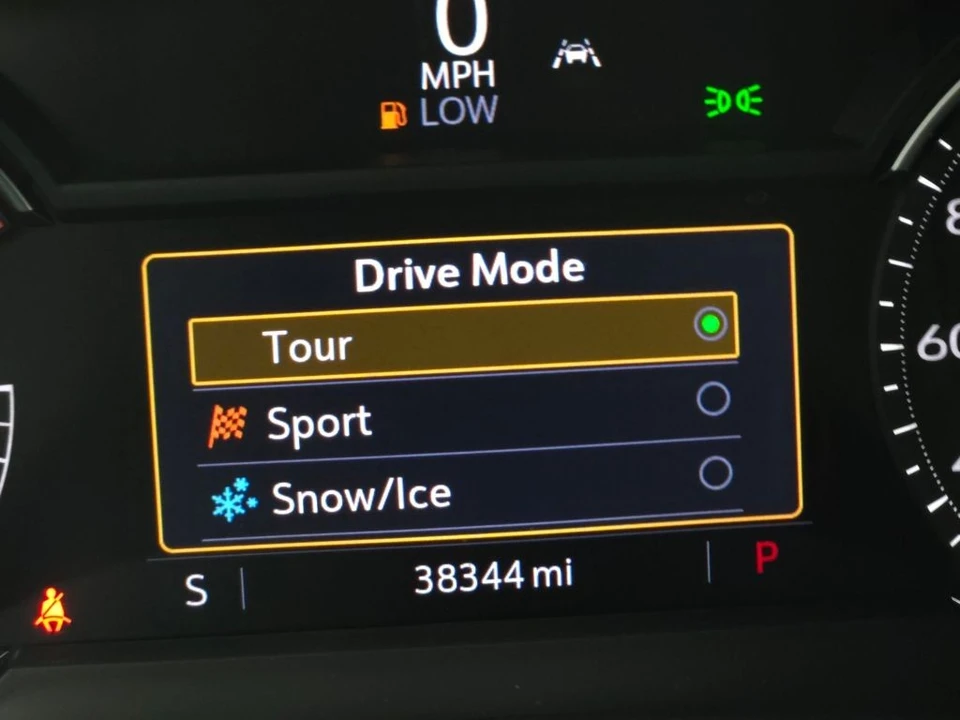 2023 Cadillac XT5 - Image 7 of 12