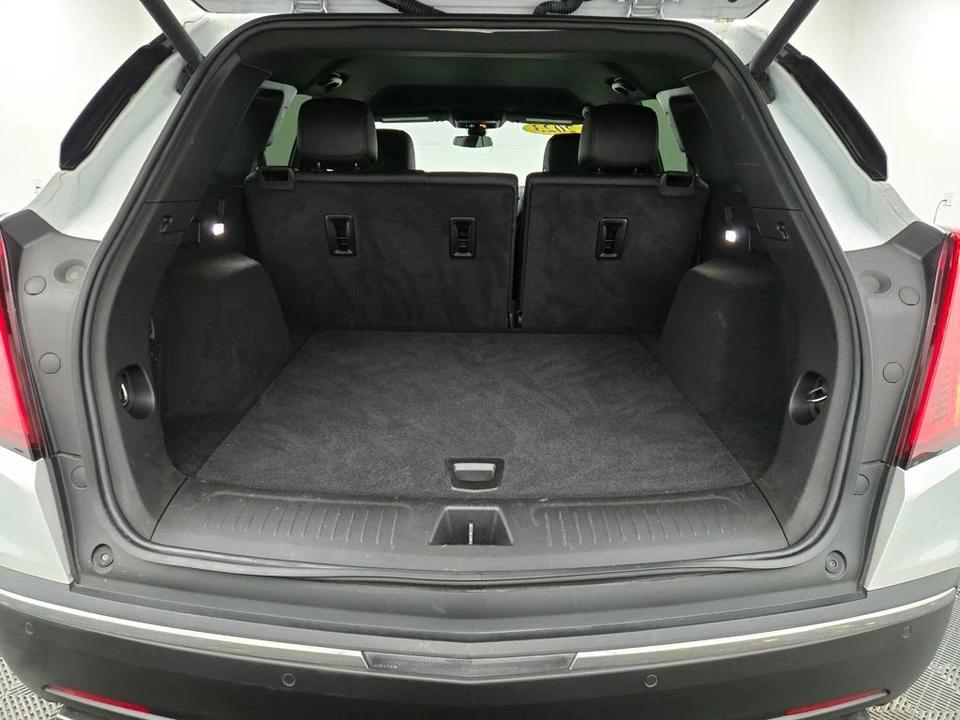 2023 Cadillac XT5 - Image 12 of 12