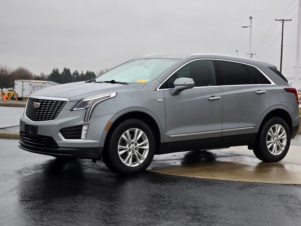 2023 Cadillac XT5 - Image 3 of 12