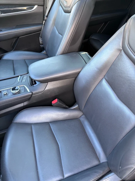 2023 Cadillac XT5 - Image 17 of 21