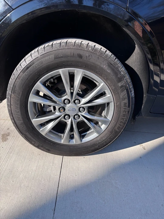 2023 Cadillac XT5 - Image 12 of 21