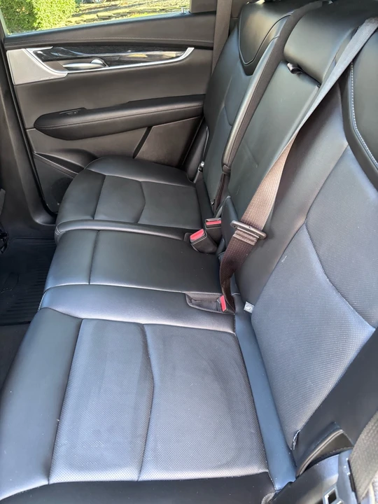 2023 Cadillac XT5 - Image 18 of 21