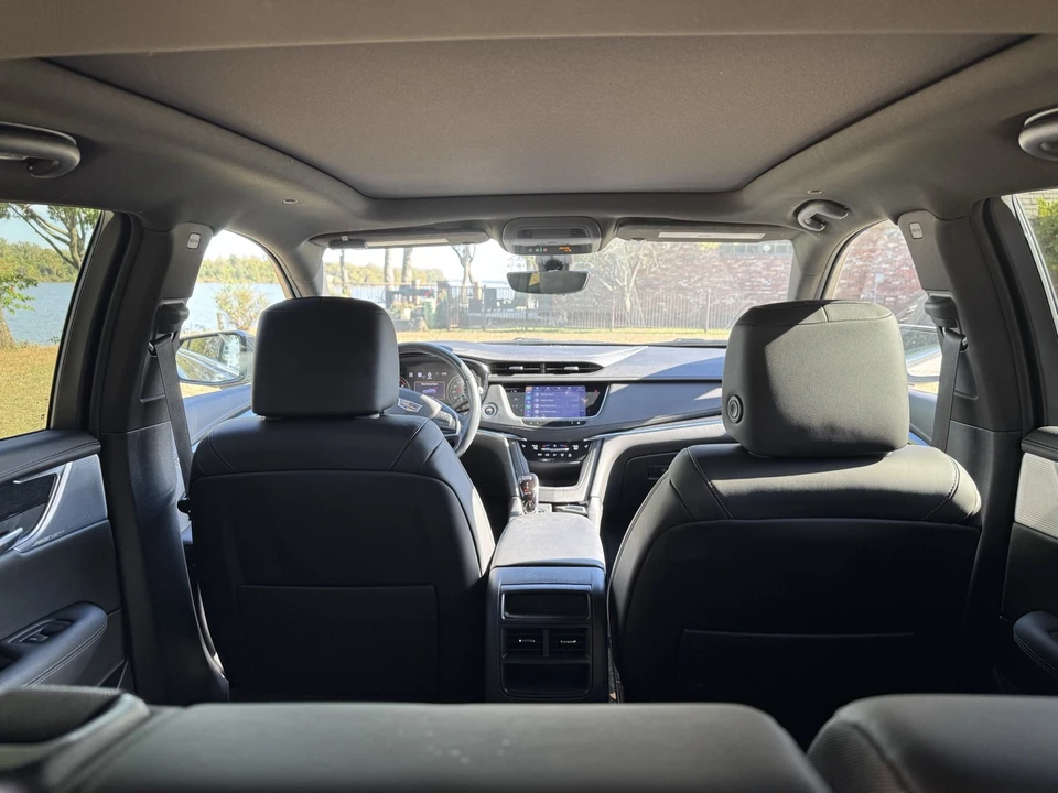 2023 Cadillac XT5 - Image 7 of 10
