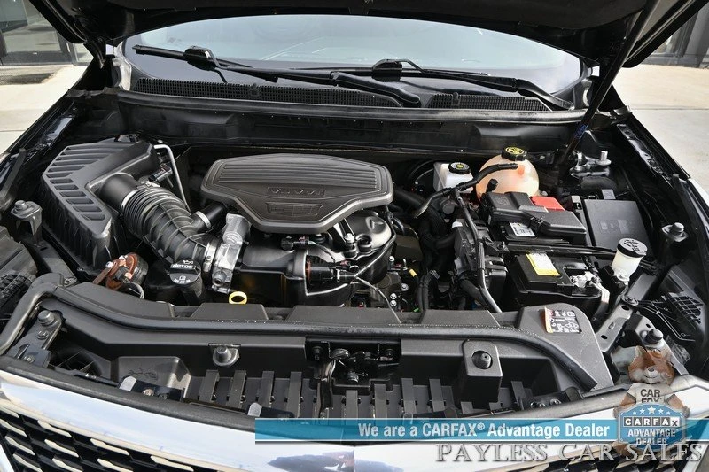 2023 Cadillac XT5 - Image 16 of 20