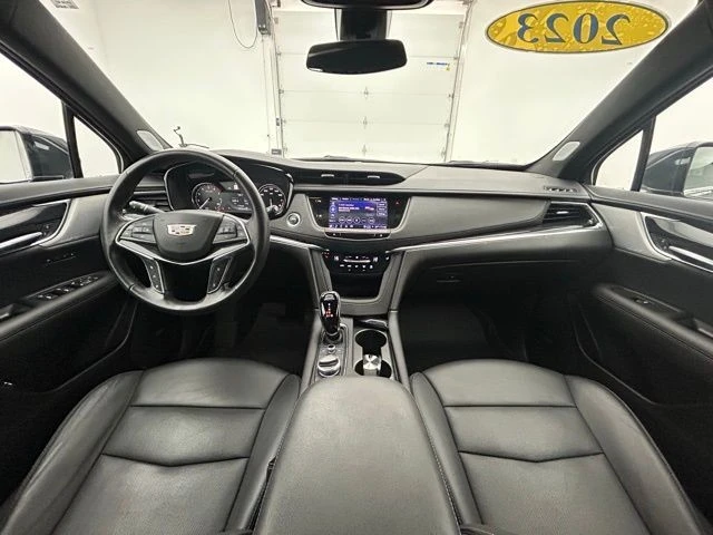 2023 Cadillac XT5 - Image 2 of 12