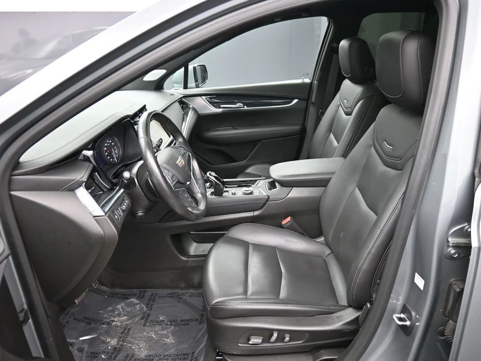 2023 Cadillac XT5 - Image 19 of 21