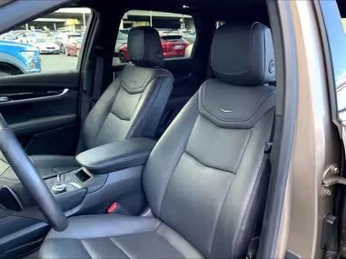 2023 Cadillac XT5 - Image 12 of 20