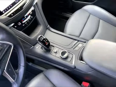 2023 Cadillac XT5 - Image 17 of 20