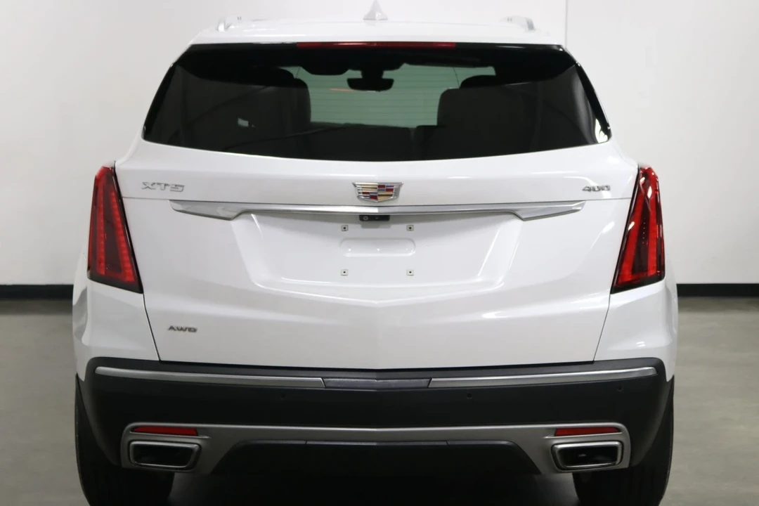 2023 Cadillac XT5 - Image 9 of 12