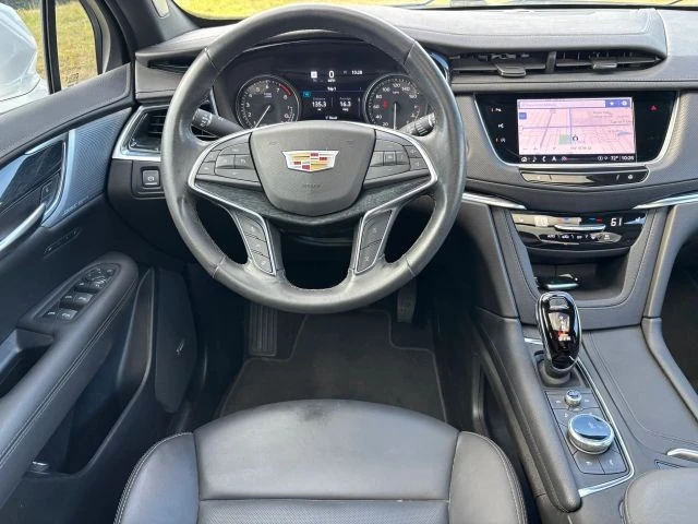 2023 Cadillac XT5 - Image 12 of 21