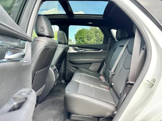 2023 Cadillac XT5 - Image 19 of 21