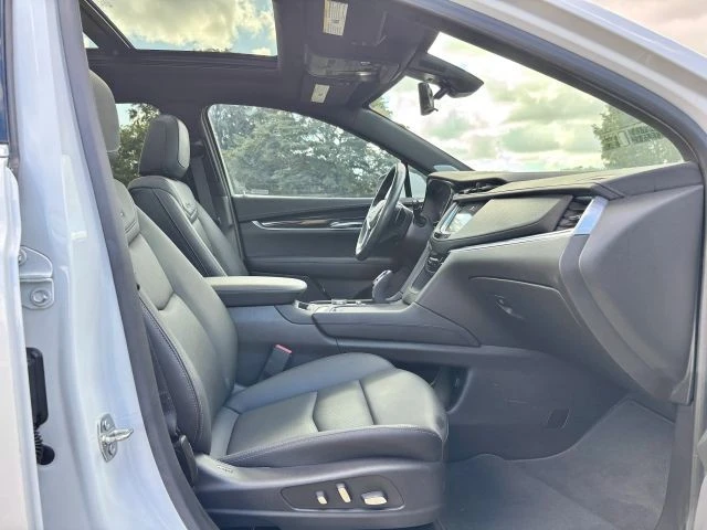 2023 Cadillac XT5 - Image 9 of 21