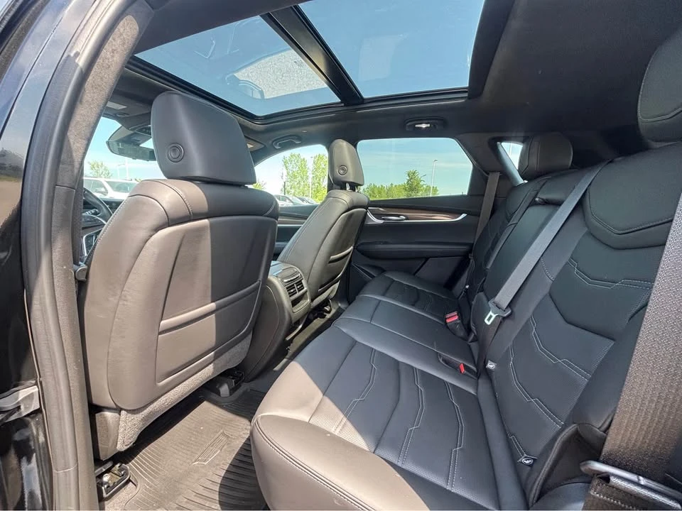 2023 Cadillac XT5 - Image 6 of 13