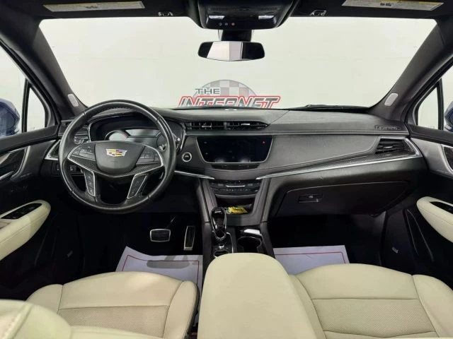 2023 Cadillac XT5 - Image 11 of 21