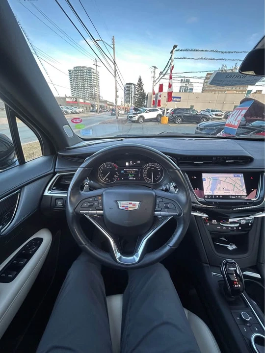 2023 Cadillac XT6 - Image 12 of 16