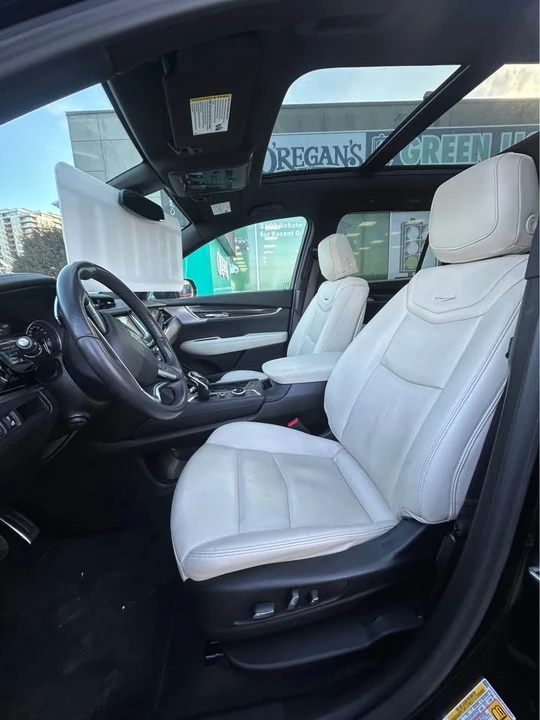 2023 Cadillac XT6 - Image 10 of 16