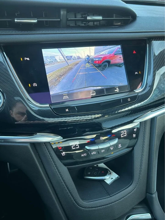 2023 Cadillac XT6 - Image 16 of 16