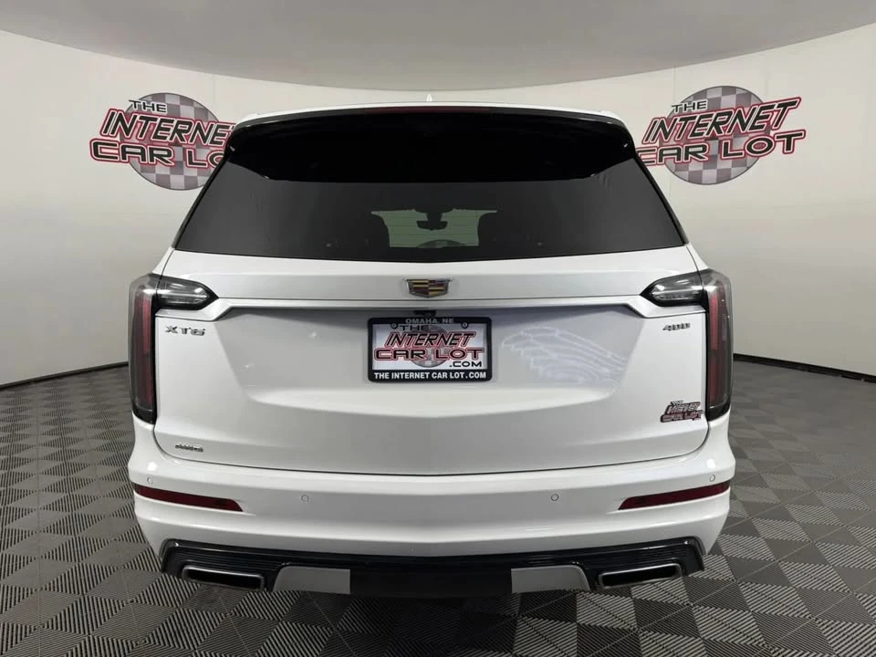2023 Cadillac XT6 - Image 4 of 10