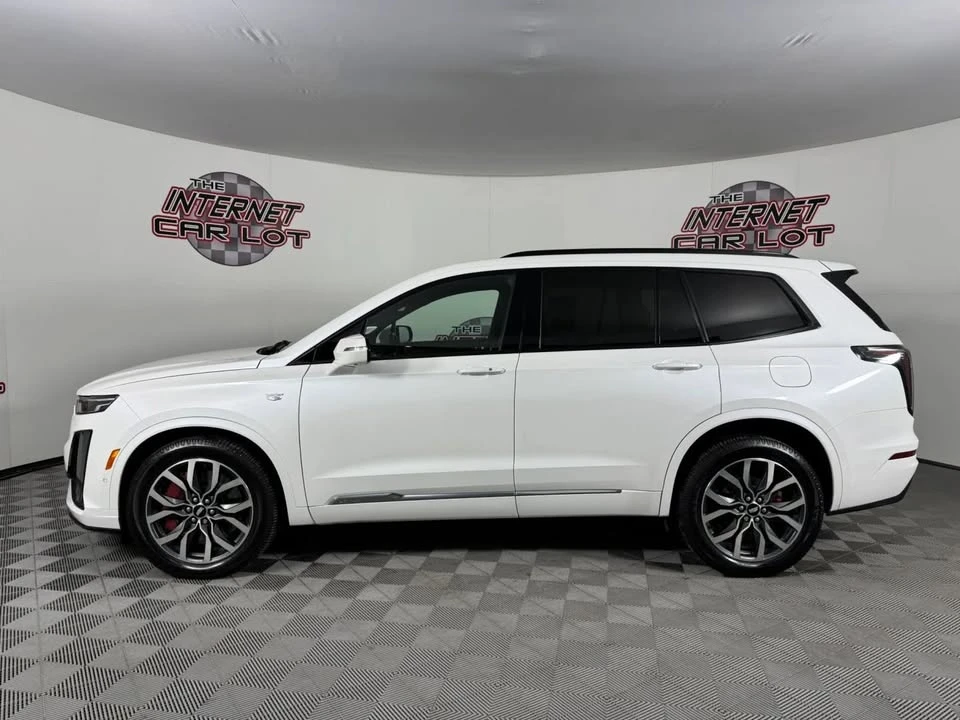2023 Cadillac XT6 - Image 3 of 10
