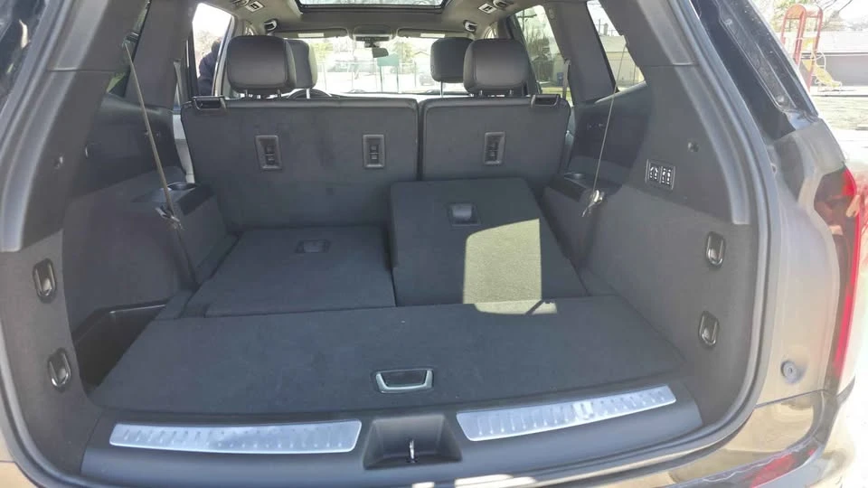 2023 Cadillac XT6 - Image 6 of 16