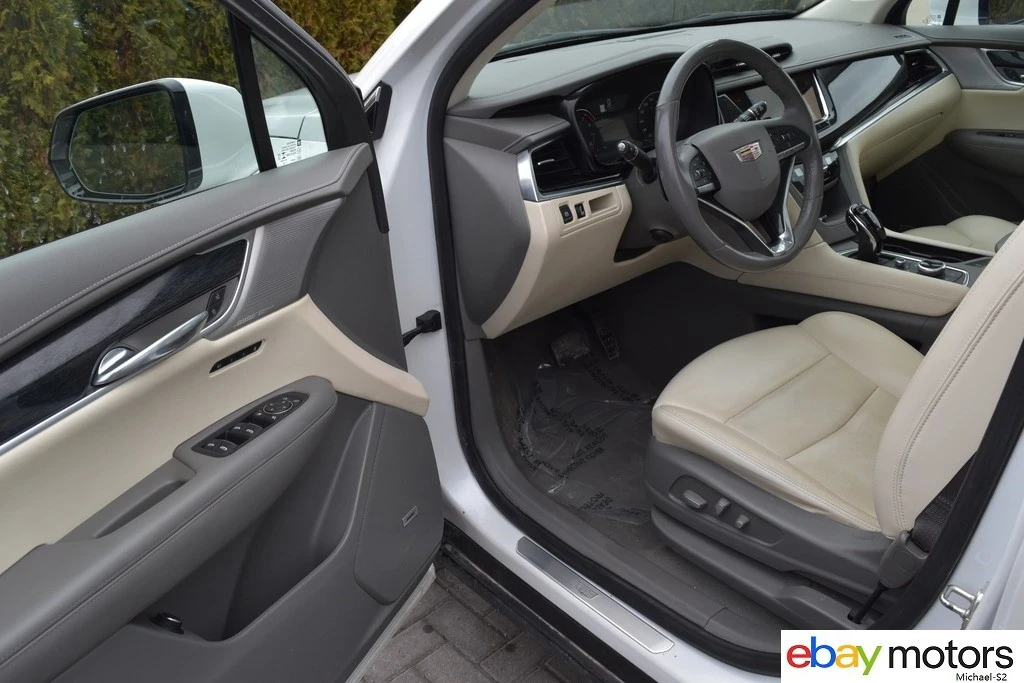 2023 Cadillac XT6 - Image 11 of 21