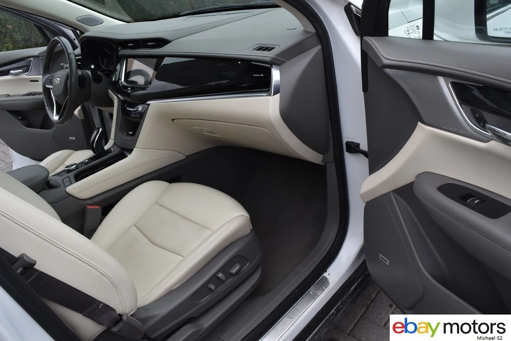 2023 Cadillac XT6 - Image 17 of 21