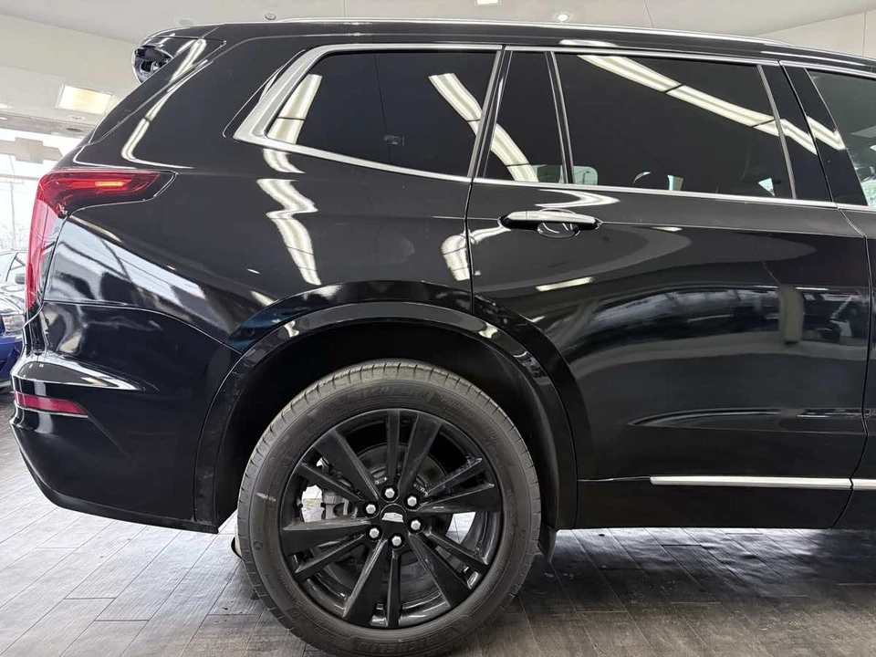 2023 Cadillac XT6 - Image 8 of 21